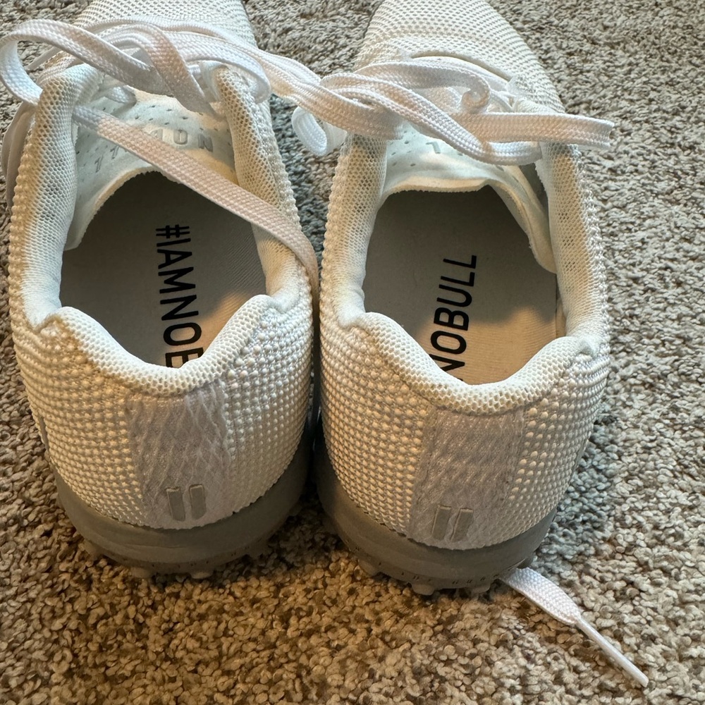 No Bull Turf Trainers, Arctic White w Grey Sole, sz 7.5 men’s; 9 women's - Picture 5 of 6